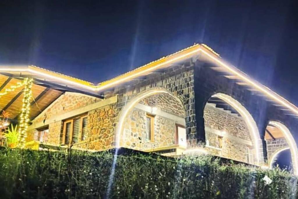 Eze Nof - A Hilltop Villa With 360º Water View Nashik Buitenkant foto